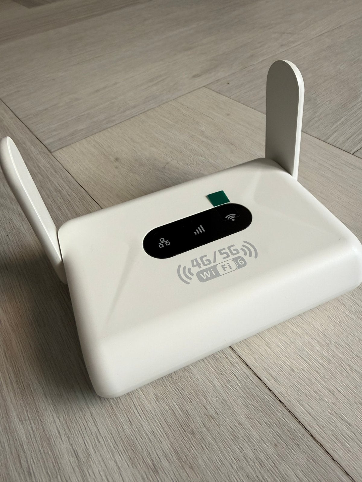 USER FIRST 4G Router Q30, Ophalen of Verzenden, Nieuw, Router