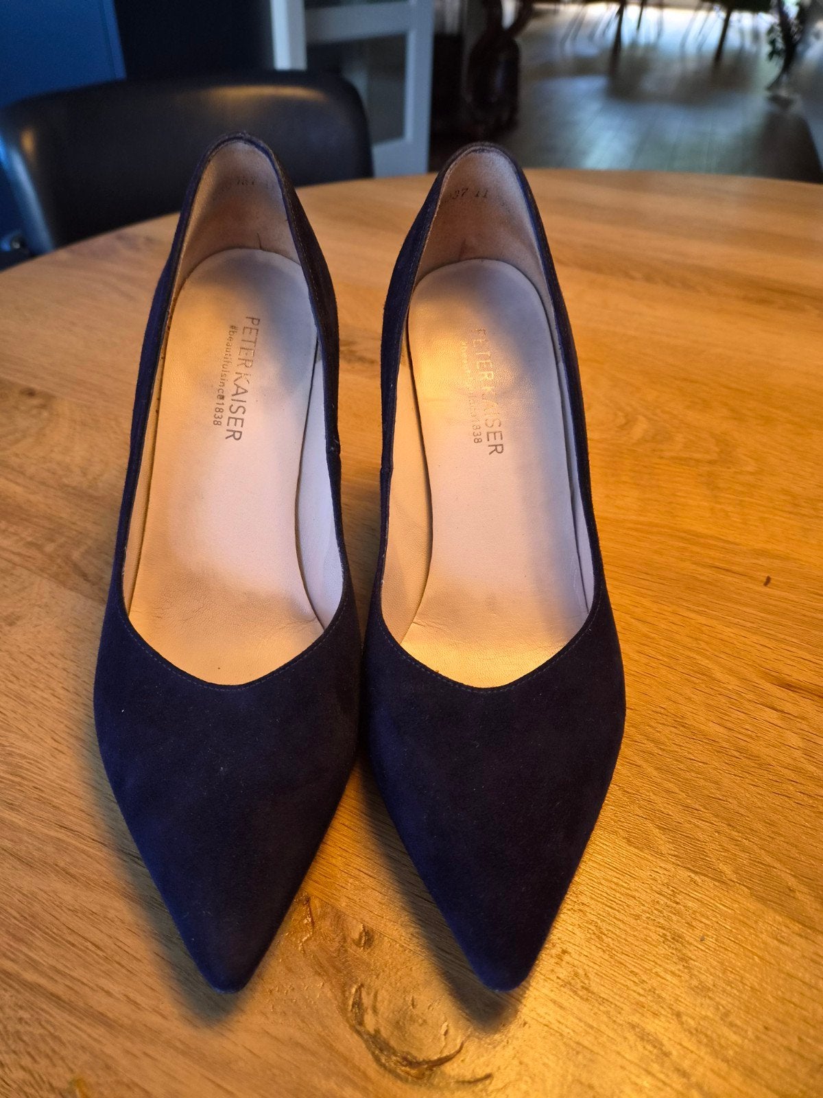 Peter Kaiser Pumps - Maat 40 - Weinig gedragen, Peter Kaiser, Pumps, Blauw, Ophalen of Verzenden