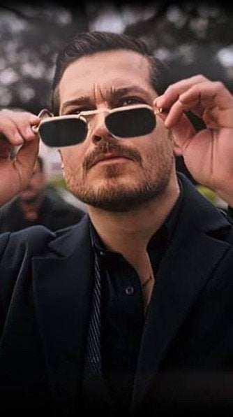 Persol 1020 S zonnebril goud/zwart Persol geïnspireerd, Sieraden, Tassen en Uiterlijk, Zonnebrillen en Brillen | Dames, Ophalen of Verzenden