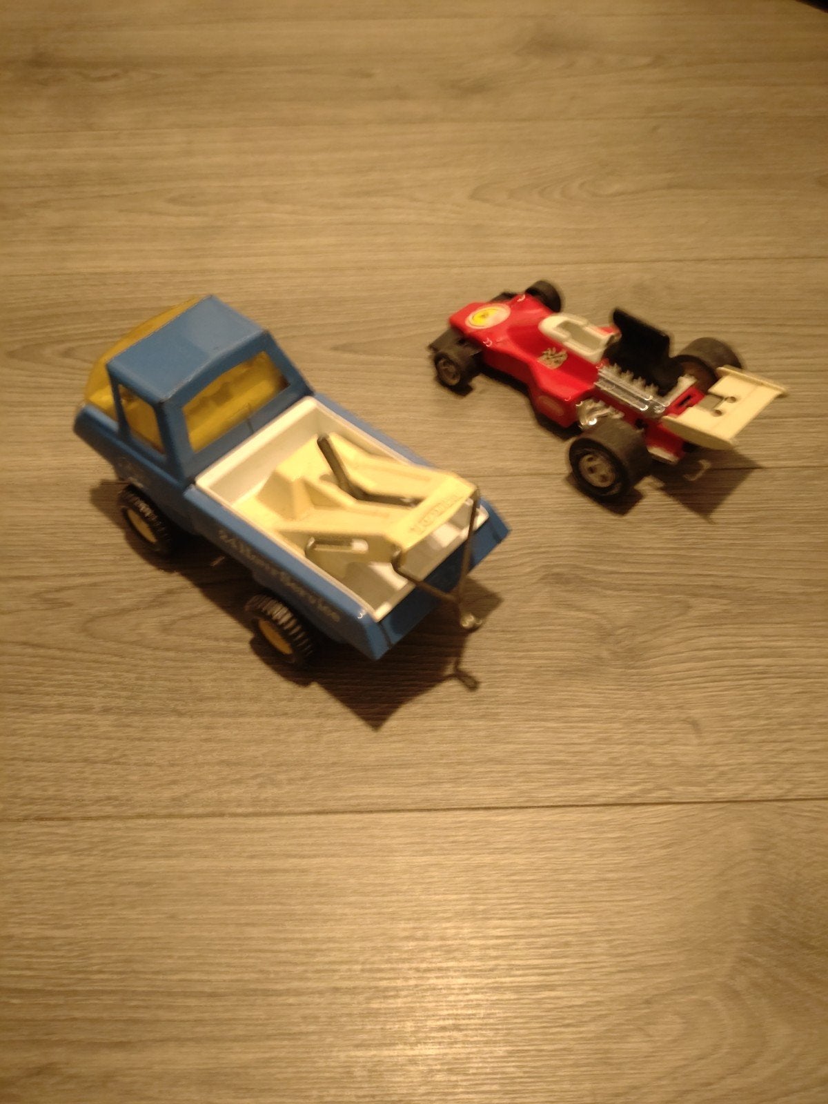 Tonka sleepwagen en raceauto, Ophalen of Verzenden, Gebruikt