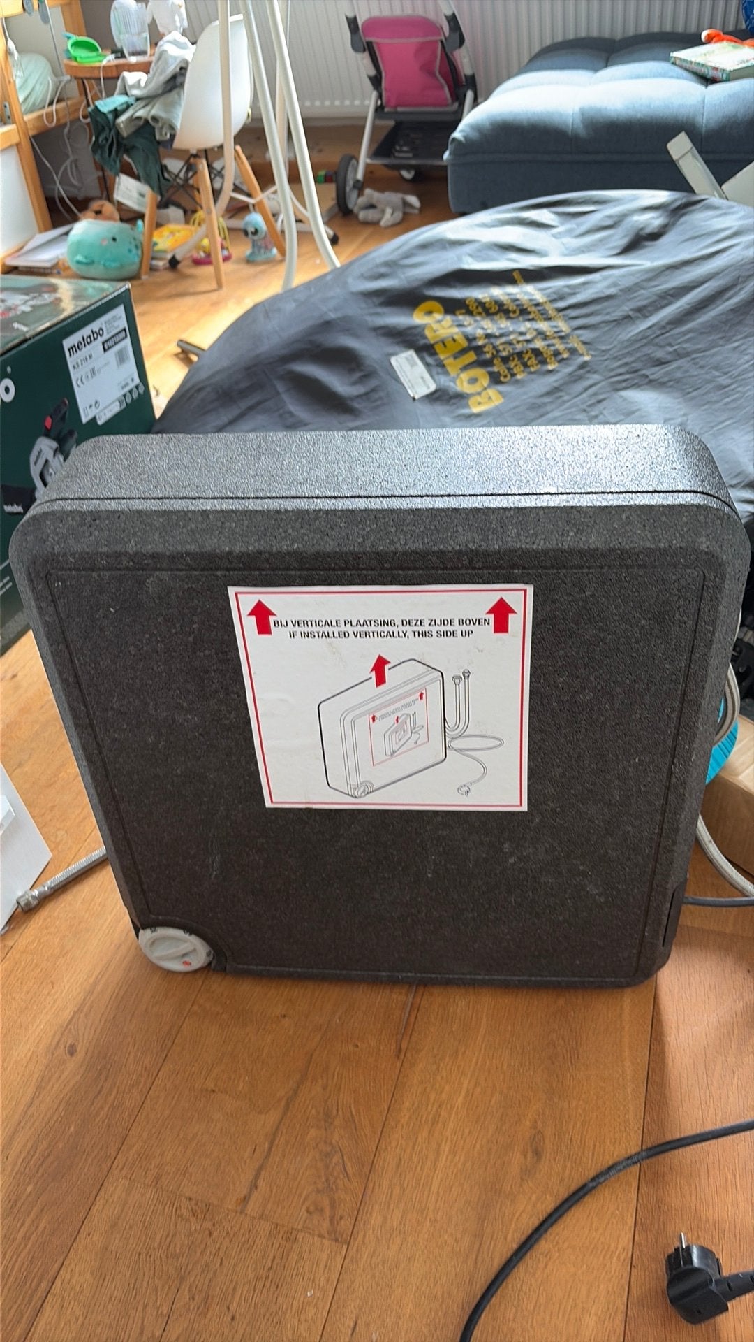 Inventum Modesto Q10 Plintboiler 10L 2000W.Direct warm water, Minder dan 20 liter, Ophalen, Zo goed als nieuw, Boiler
