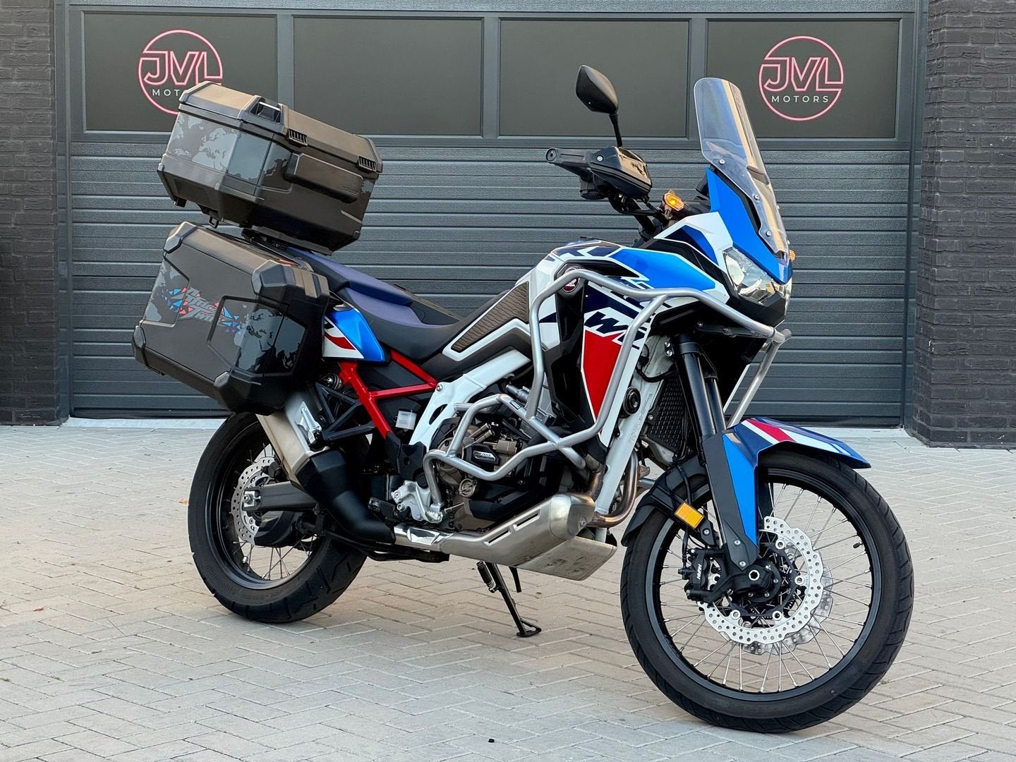 Honda CRF 1100 AFRICA TWIN DCT Full option africatwin bj2024, 2 cilinders, HONDA, Motorrijbewijs A, Ambachtsweg 3c