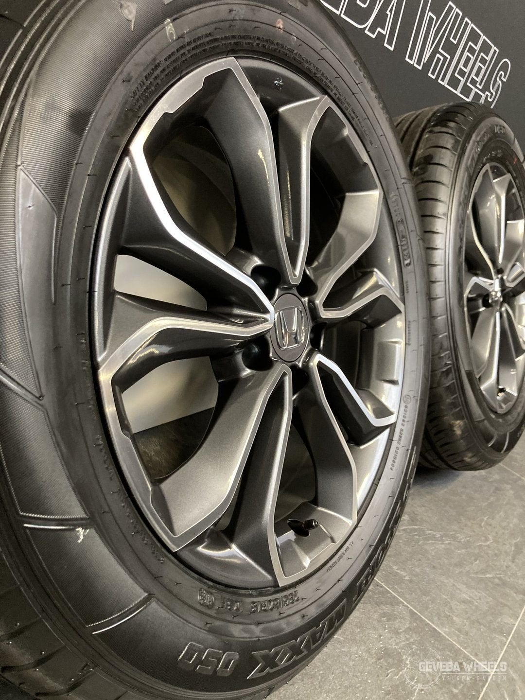 18” originele Honda CR-V velgen + banden 5x114.3 235/60/18, 18 inch, Gebruikt, -, -