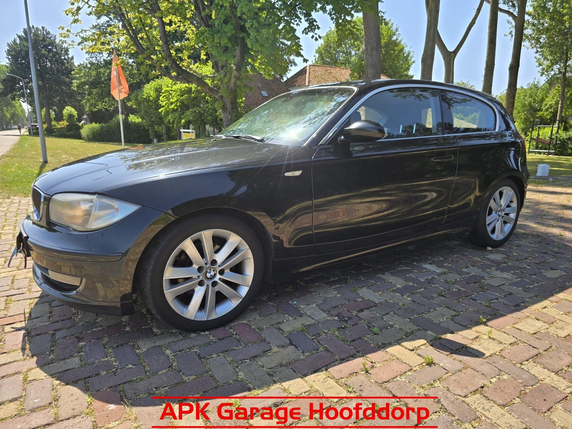 BMW 1-serie 118d Corporate Business Line, Auto's, BMW, Euro 5, Zwart, 4 cilinders, Origineel Nederlands