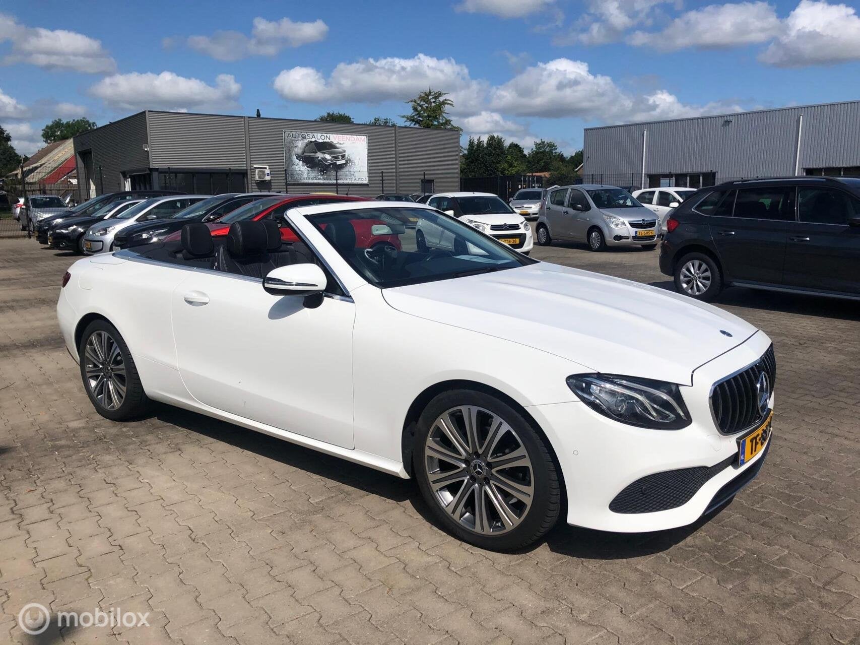 Mercedes E-klasse Cabrio 200 AUT 9G NAVI CAMERA LED WIT // D, Achterwielaandrijving, 4 cilinders, Cabriolet, Wit