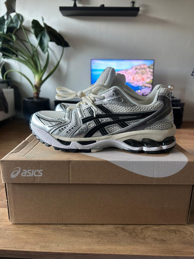 Asics Kayano 14, Ophalen of Verzenden, Zo goed als nieuw, Hardloopschoenen, Asics