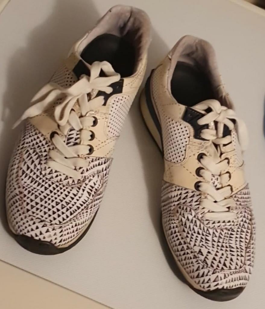 Floris van Bommel schoenen. Maat 40., Ophalen of Verzenden, Zo goed als nieuw