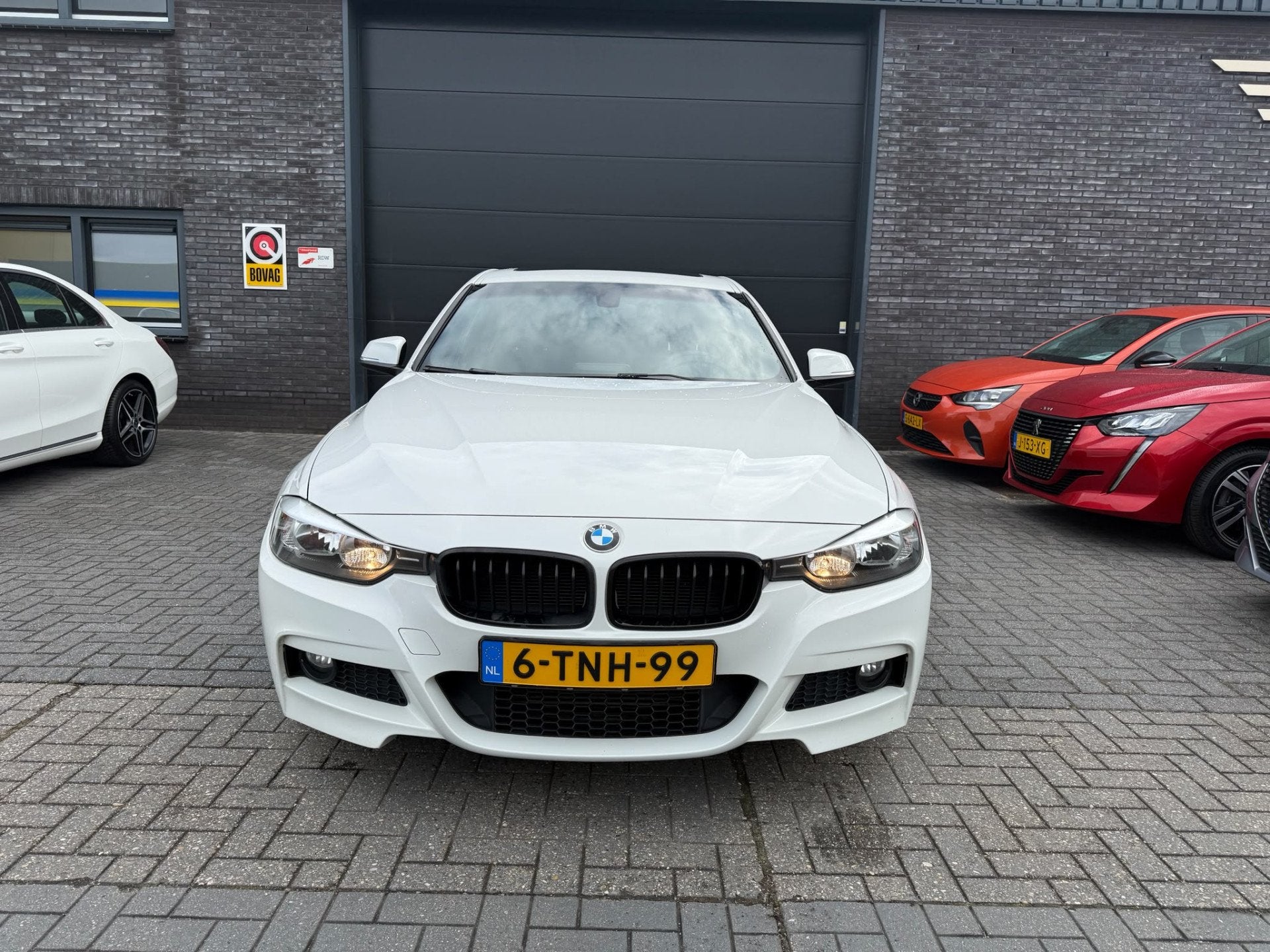 BMW 3 Serie 316i M Sport Edition | NIEUWE APK | 3/6 of 12 MN, Automaat, Gebruikt, Euro 6, 4 cilinders