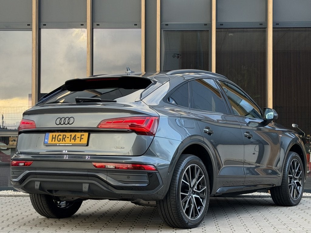 Audi Q5 Sportback 55 TFSI e S edition Competition | Pano | T, Gebruikt, Euro 6, 4 cilinders, Leder en Stof