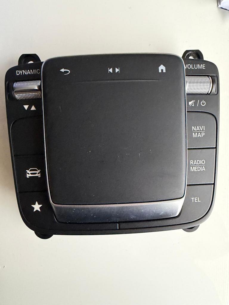 Mercedes A-Klasse Touchpad / Bediening Console W177/2020, Ophalen, Zo goed als nieuw