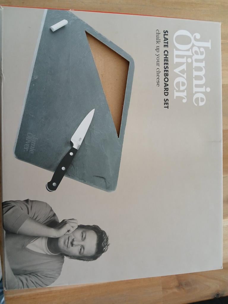 Jamie Oliver kaasplank ( leisteen), Ophalen