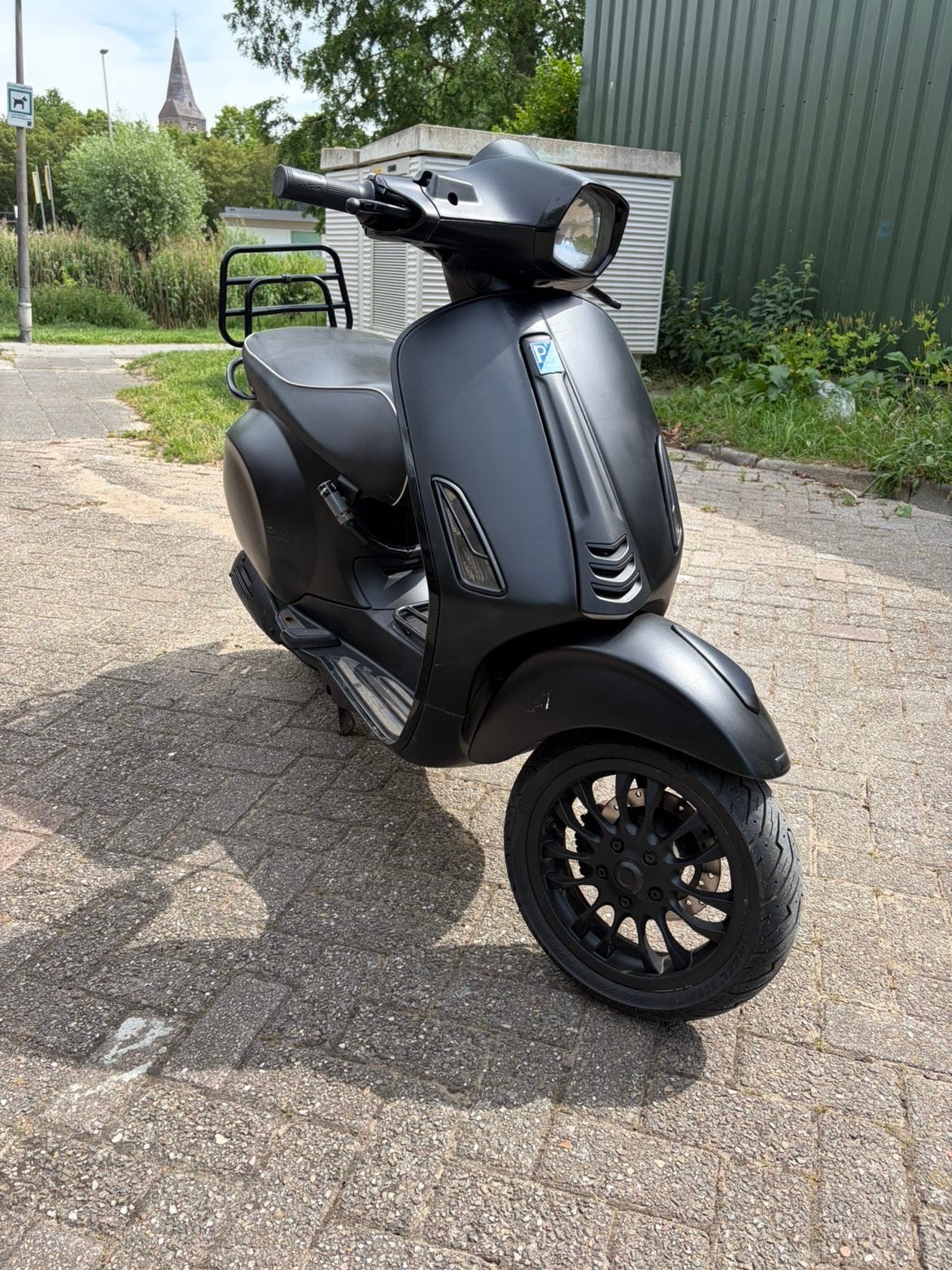 Vespa sprint notte, Ophalen, Zo goed als nieuw, Benzine