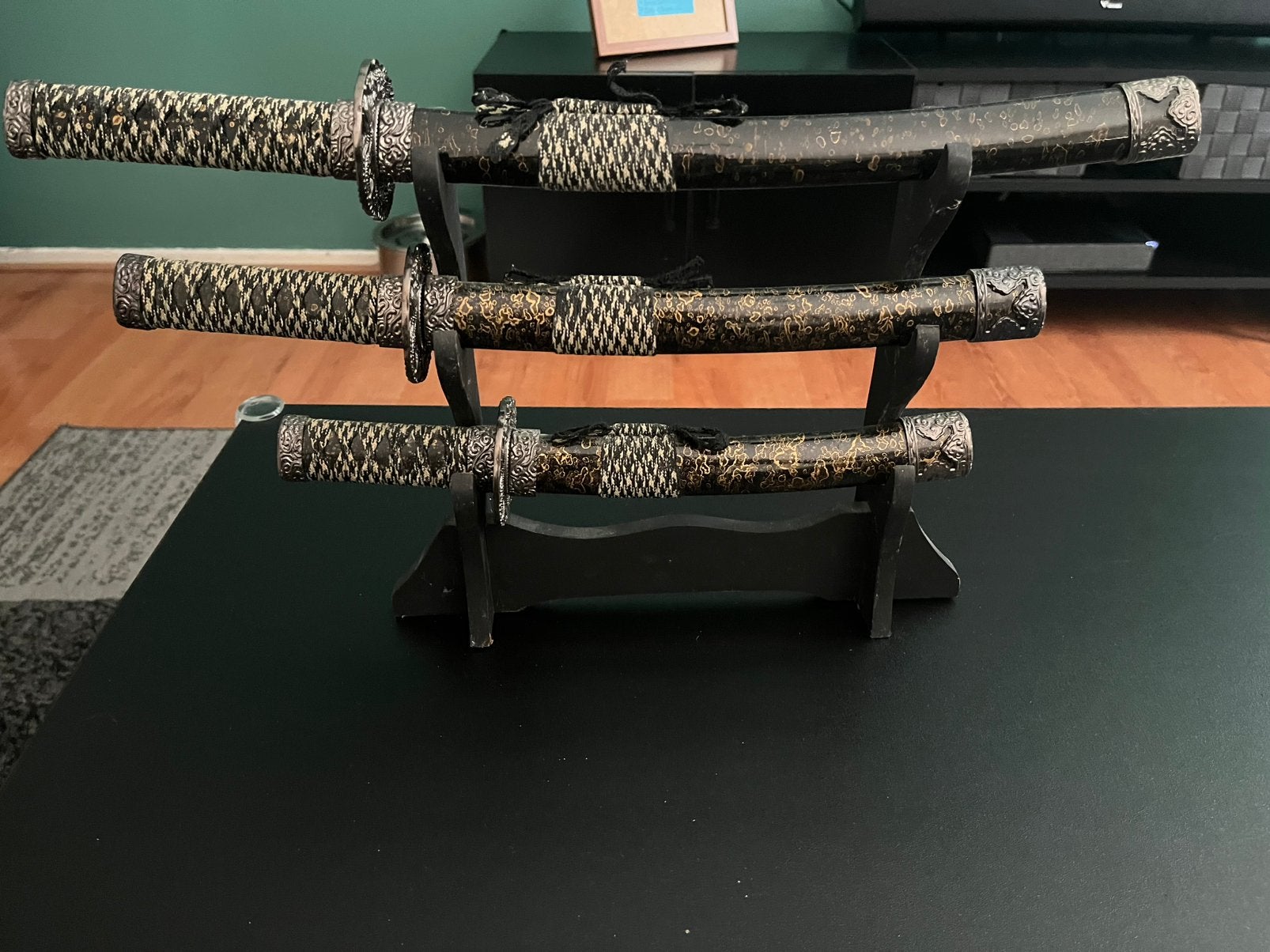 Decoratieve Zwaarden & Dolken Set – Katana & Middeleeuw, Verzamelen, Ophalen, Zo goed als nieuw