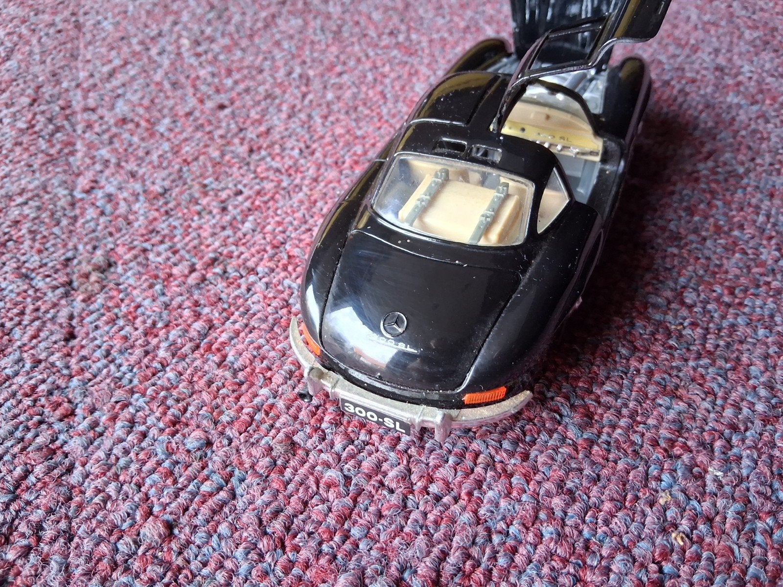 1/24 mercedes 300SL, Ophalen of Verzenden, Gebruikt, Bus of Vrachtwagen, Overige merken