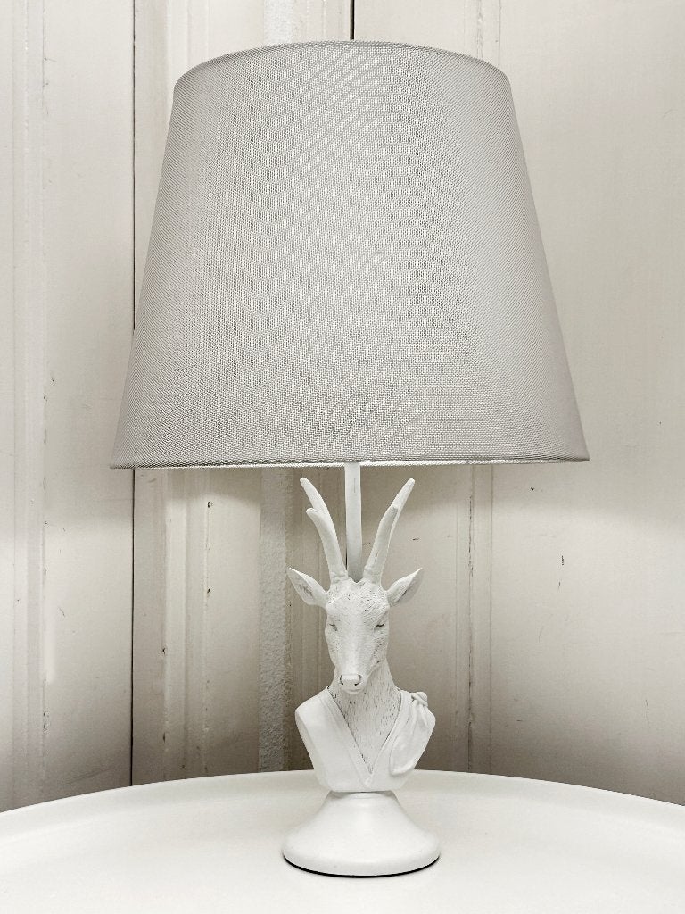 Zara Home herten/antilope buste tafellamp met kap, 2014, Gebruikt, Overige merken, Kunststof, Wit