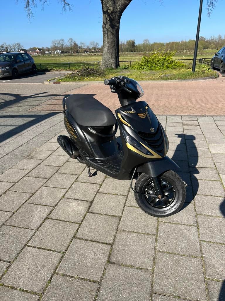 Piaggio Zip (start niet), Ophalen, Zo goed als nieuw, Benzine, Zip