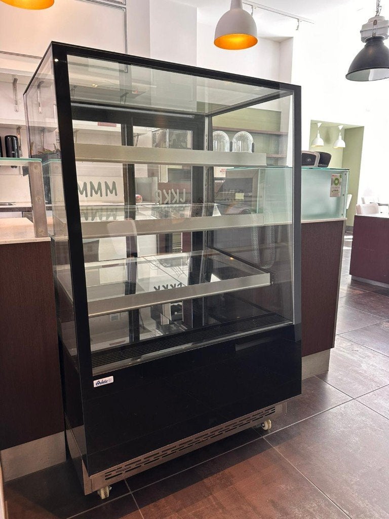 Hendi Gebaksvitrine 500L - Zwart, Schoon & Gedesinfecteerd, Ophalen, Gebruikt, Koelen en Vriezen