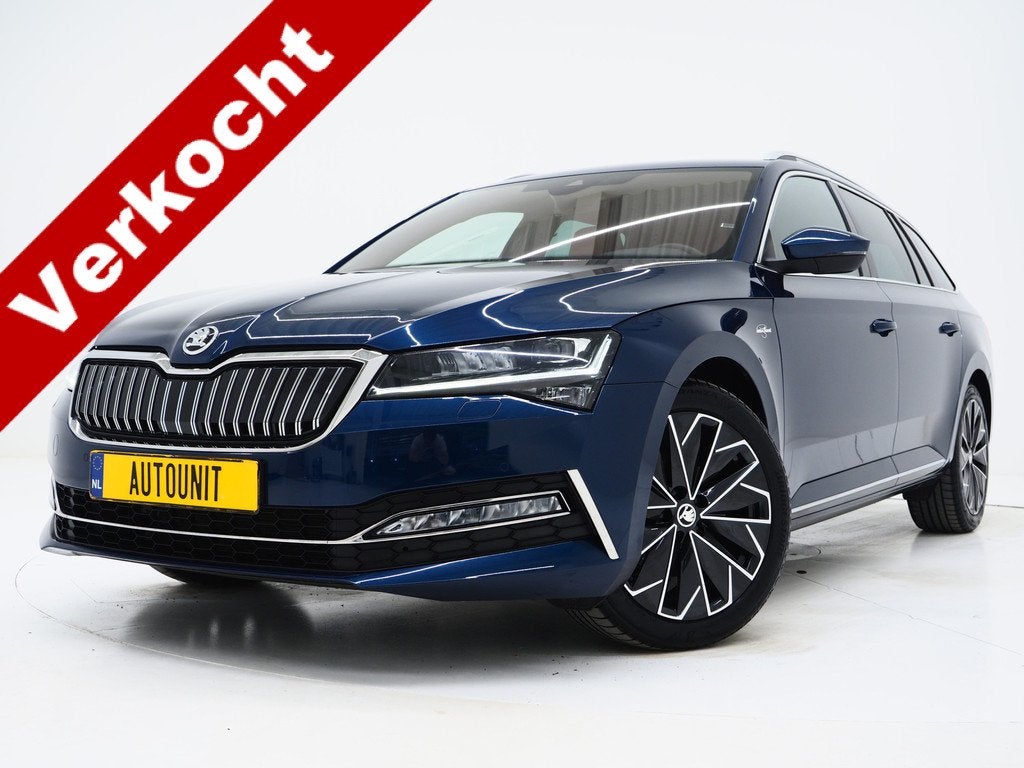Skoda Superb Combi 1.4 TSI iV Laurin & Klement | Leder | Can, Auto's, Skoda, Gebruikt, 4 cilinders, Blauw, Hybride Elektrisch/Benzine