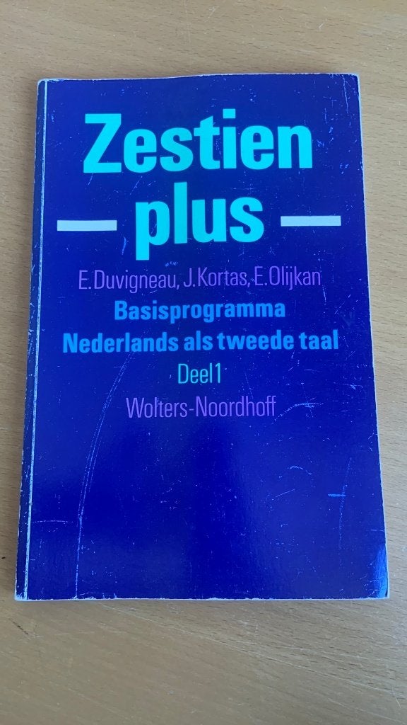 Zestien plus - Basisprogramma Nederlands als tweede taal de, Boeken, Studieboeken en Cursussen, Ophalen of Verzenden, Alpha