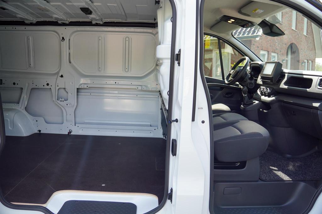 Renault Trafic E-Tech E-Tech L2H1 Advance 52 kWh Aut. NAVI C, Stof, Gebruikt, 700 kg, Renault