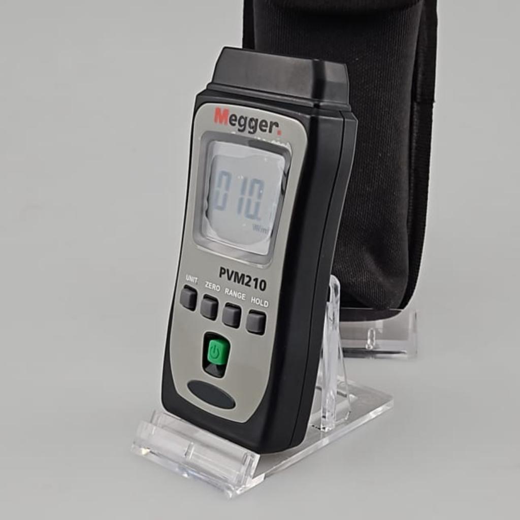 Megger PVM210 ZonneInstralingsmeter, Doe-het-zelf en Verbouw, Flex Ltd., Gebruikt, https://flex.com/contact-us, Nobelstraat 10, 5807 GA Oostrum LB, Limburg, Nederland