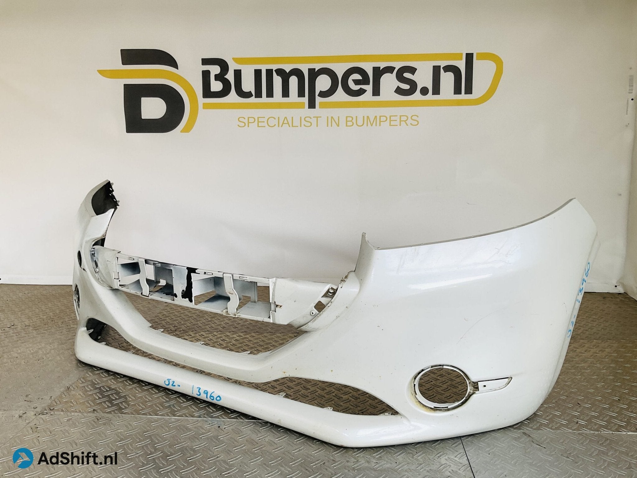 Bumper Peugeot 208 12-16 967279447700 Voorbumper 2-J2-13960z, Auto-onderdelen, Carrosserie en Plaatwerk, Bumper