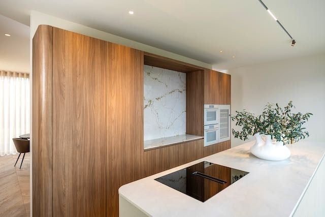 Showroomkeuken met kookeiland V-ZUG / Miele / Liebherr, Ophalen, Overige typen, Nieuw, Met kookeiland