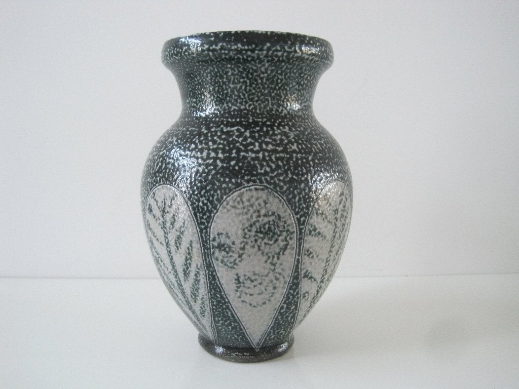 Terraco Draak Beesel Holland vaas ca. 21,5 cm. hoog., Ophalen of Verzenden