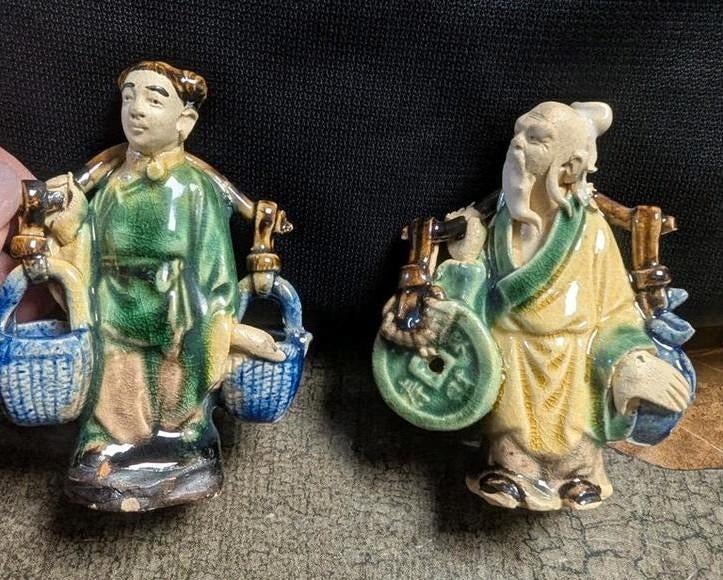 Vintage Aziatische beeldjes - Man en Vrouw met manden, Verzamelen, Beelden en Beeldjes, Ophalen of Verzenden, Zo goed als nieuw