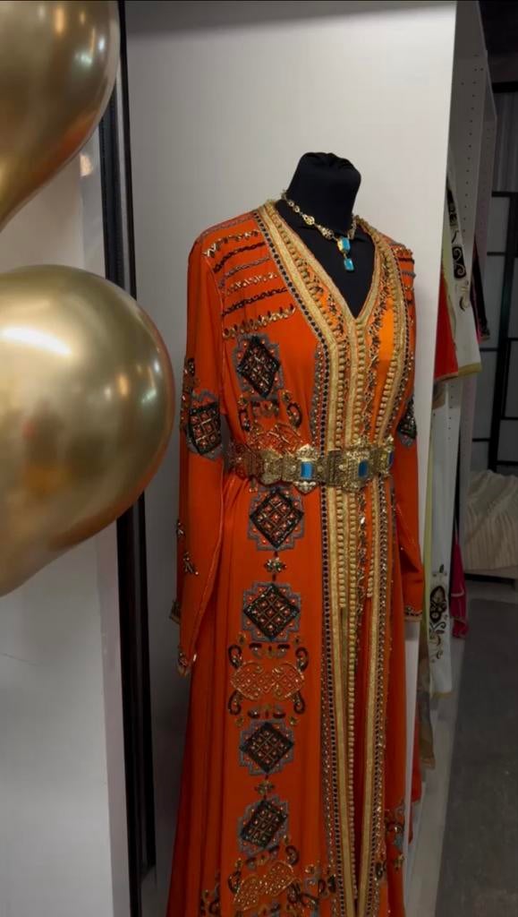Prachtige Oranje Takchita - Maat 38-44 - Goede Staat, Overige typen, Maat 42/44 (L), Oranje, Ophalen of Verzenden