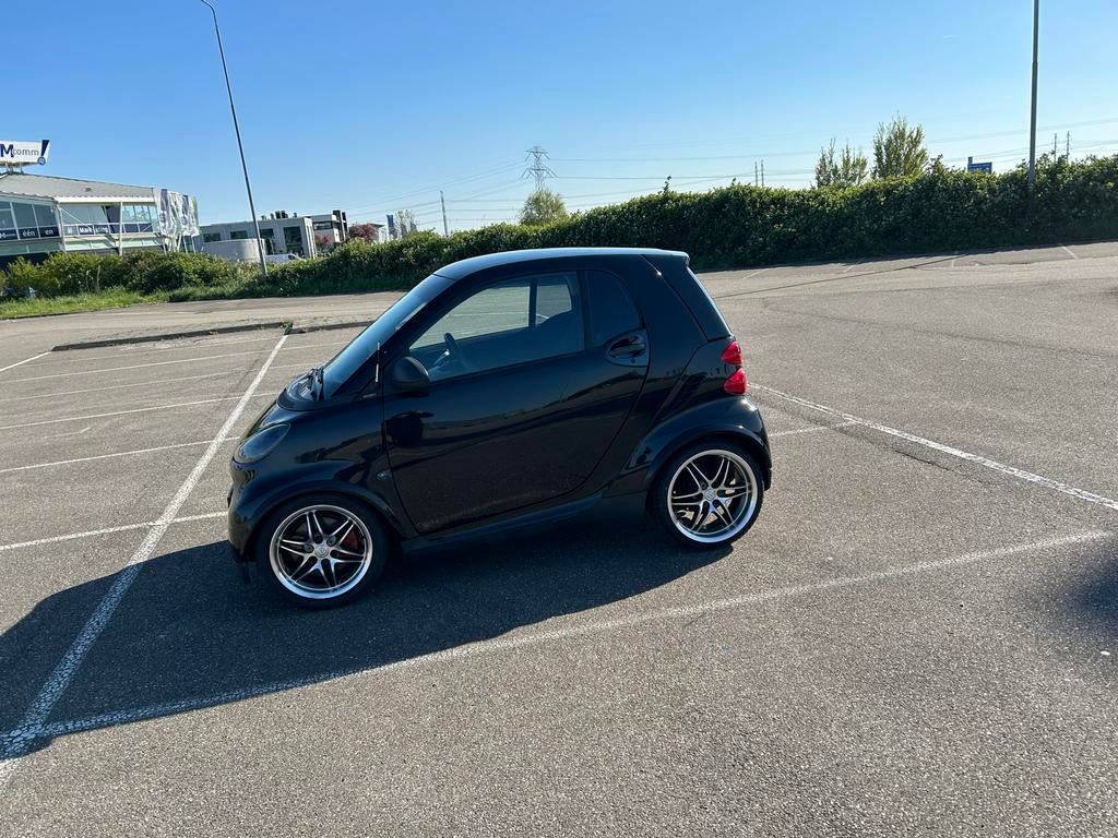 Smart ForTwo 1.0 72KW Coupe Brabus AUT 2010 Zwart, Automaat, Achterwielaandrijving, 785 kg, Zwart