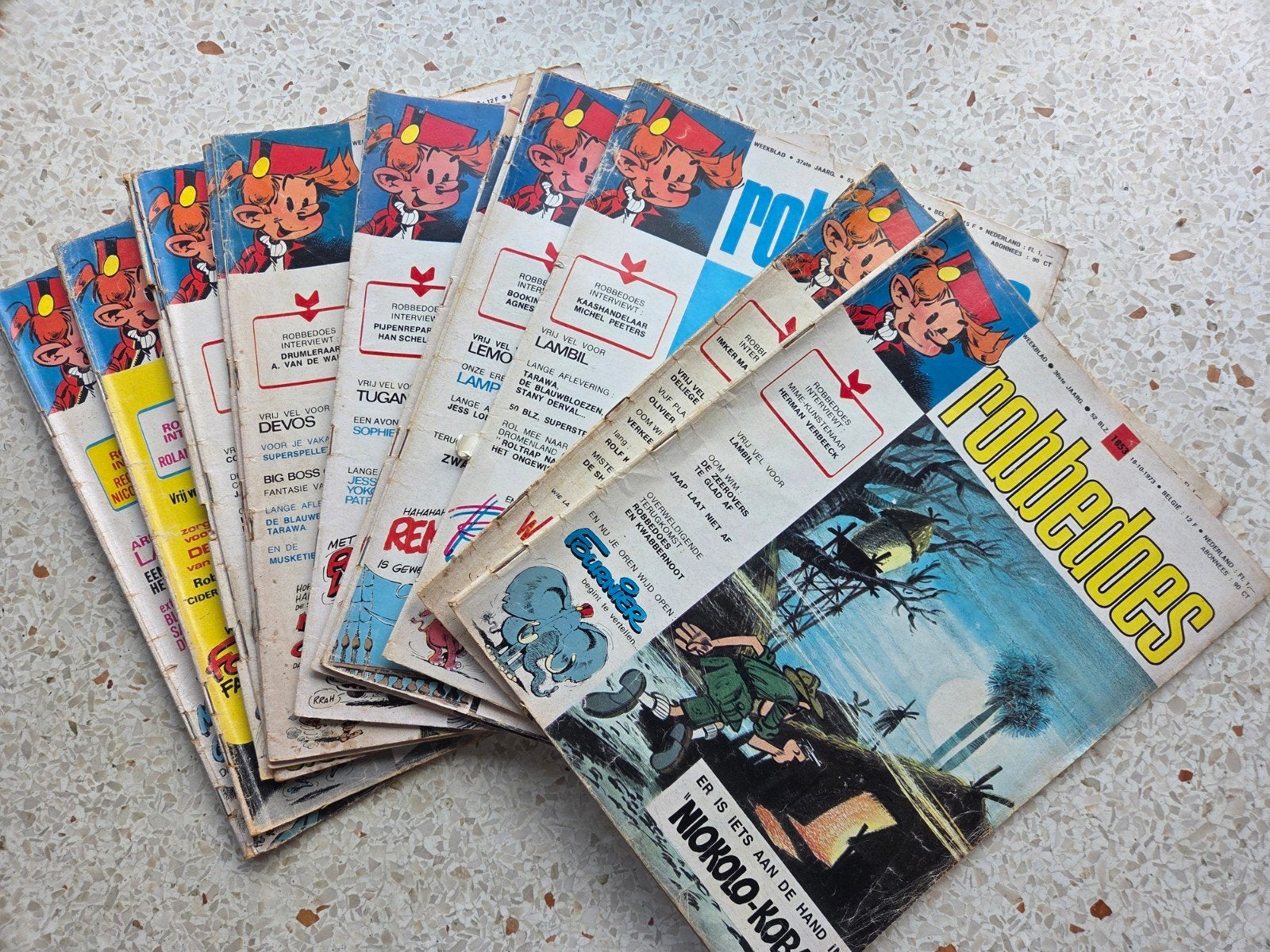 robbedoes weekblad 1973-1975 range 1853-1922(12x), Meerdere stripboeken, Verzenden, Gelezen