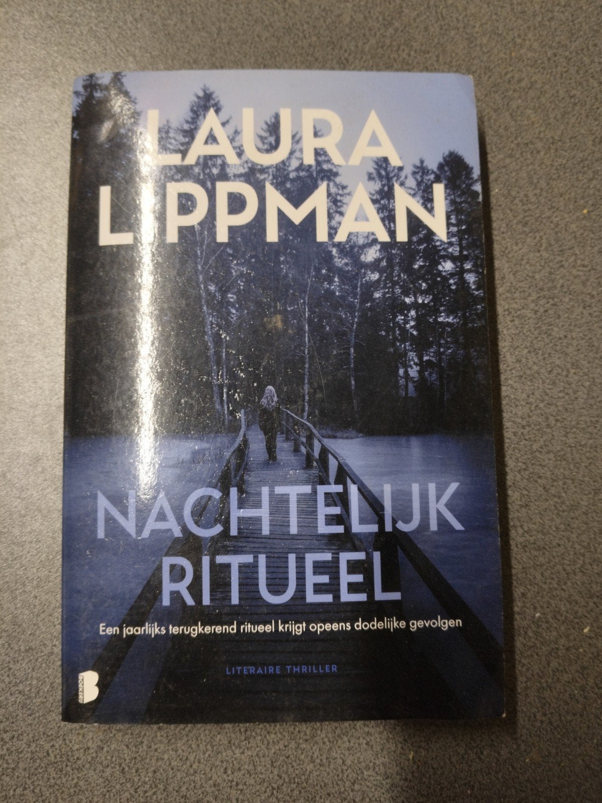 nachtelijk ritueel, Laura lippman, Ophalen of Verzenden, Zo goed als nieuw