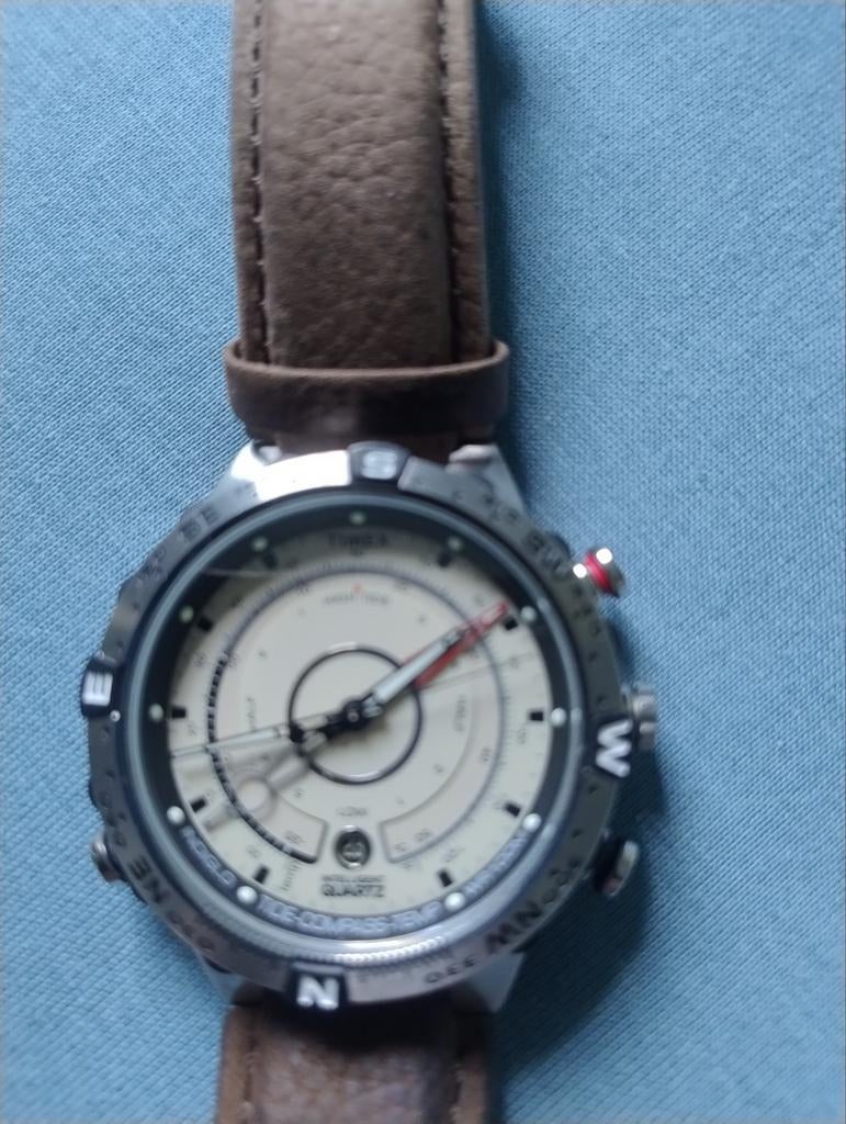 Timex Tide-Temp-Compass kwartshorloge zgan, Ophalen of Verzenden, Zo goed als nieuw, Leer, Overige merken