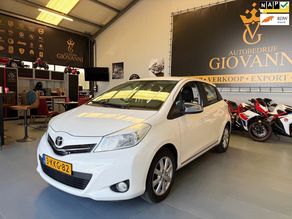 Toyota Yaris 1.0 VVT-i Trend INRUIL MOGELIJK, Euro 5, 750 kg, Wit, Origineel Nederlands