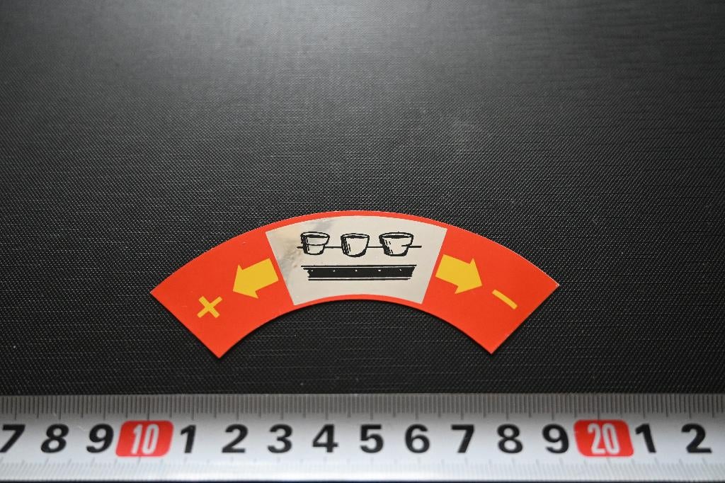sticker folie snelheid + of -, Ophalen, Zo goed als nieuw