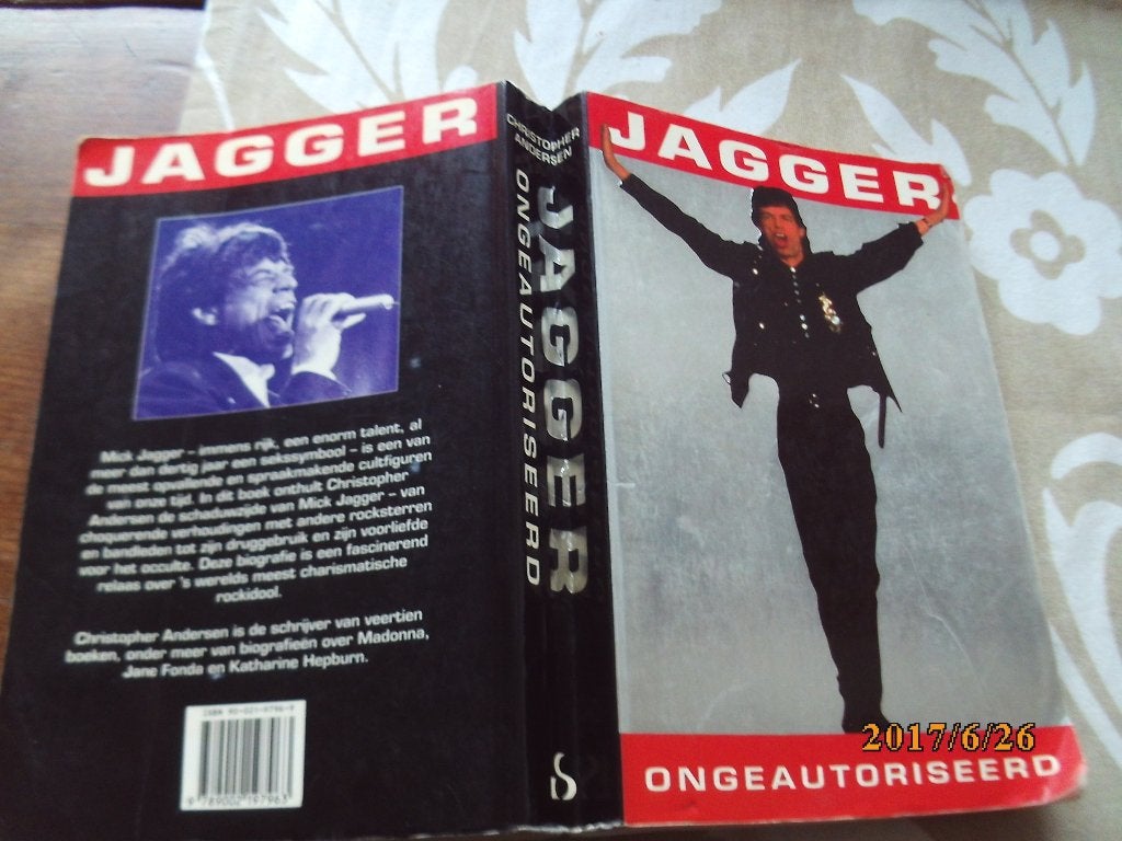 boek Mick Jagger ongeautoriseerd The rolling stones 1993 fot, Ophalen of Verzenden, Gelezen, Artiest