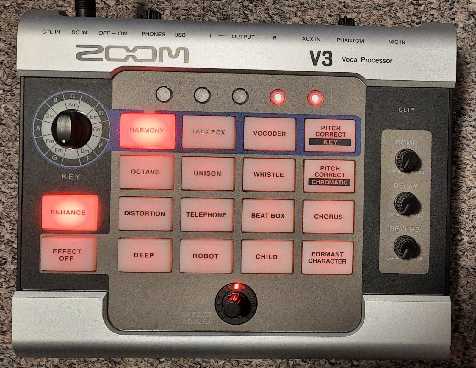 ZOOM V3 Vocal Effect Processor nieuwstaat
Der Vocal Processo, Ophalen, Zo goed als nieuw