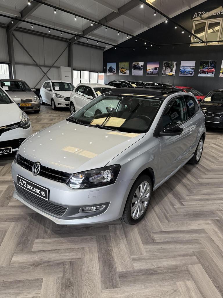 Volkswagen Polo 1.2 Styl Pano,stoelverwarming,camera,styl, Voorwielaandrijving, Euro 5, Gebruikt, 60 pk