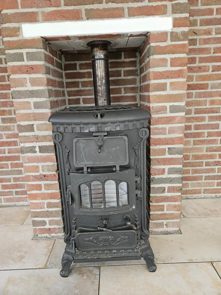 vintage Thermocet Rose gietijzeren houtkachel, Huis en Inrichting, Kachels, Ophalen, Hout, Houtkachel