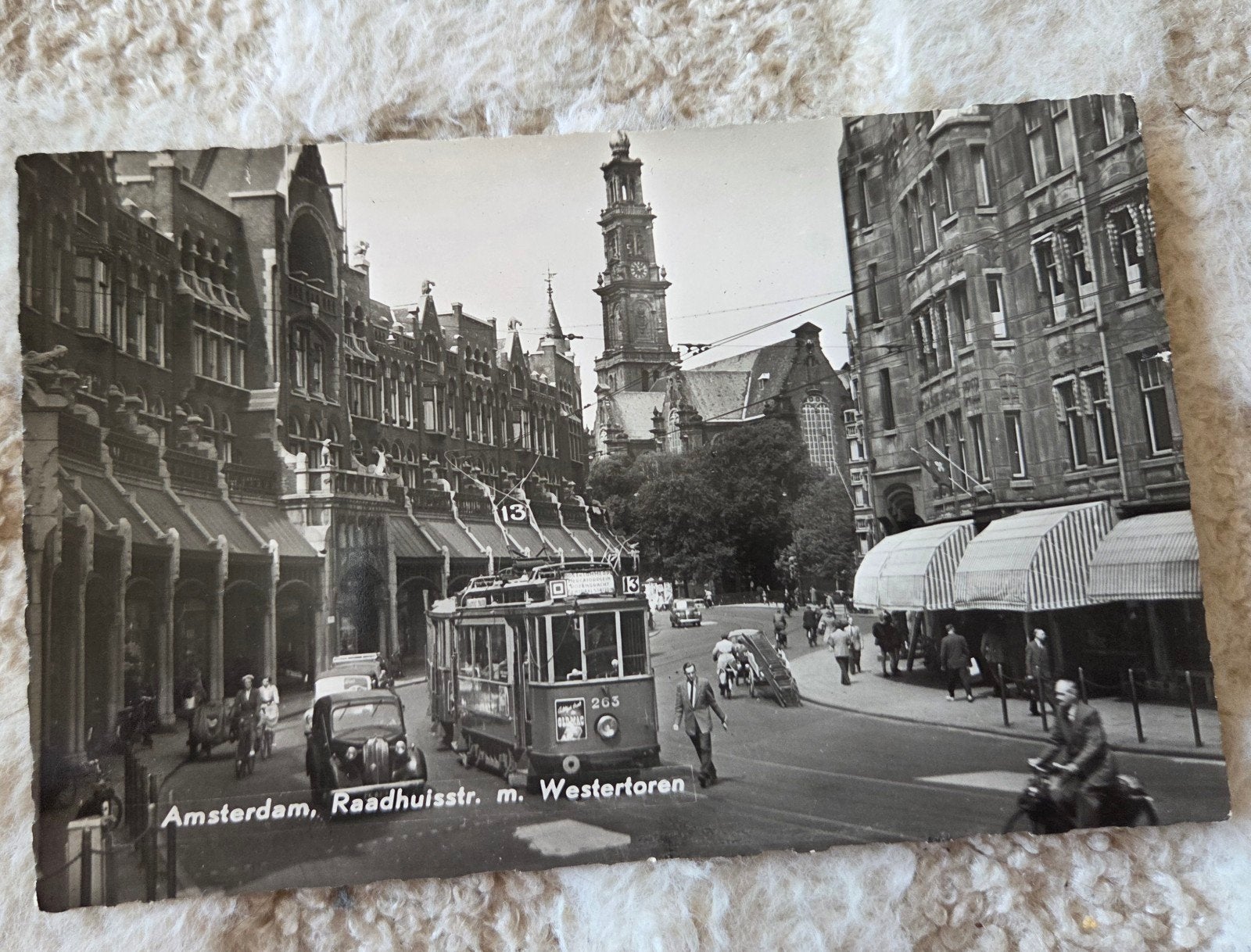 Oude ansichtkaart Amsterdam Raadhuisstraat Westertoren, Verzenden, 1940 tot 1960, Gelopen, Noord-Holland