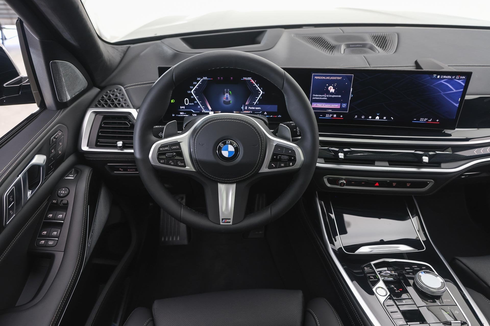 BMW X7 xDrive40i M Sport Automaat / Panoramadak Sky Lounge /, Auto's, Automaat, Dealer onderhouden, Zwart, 7 stoelen
