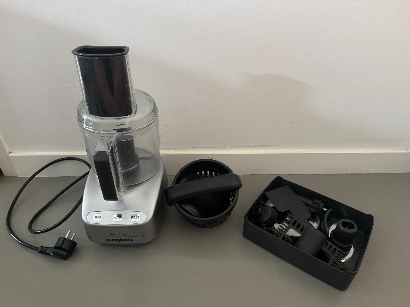 Magimix Mini Plus Foodprocessor met Citruspers en Extra's, Ophalen, Gebruikt