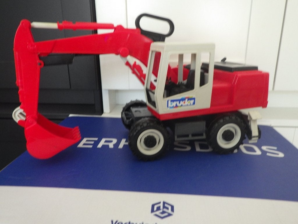 Bruder Graafmachine, Ophalen