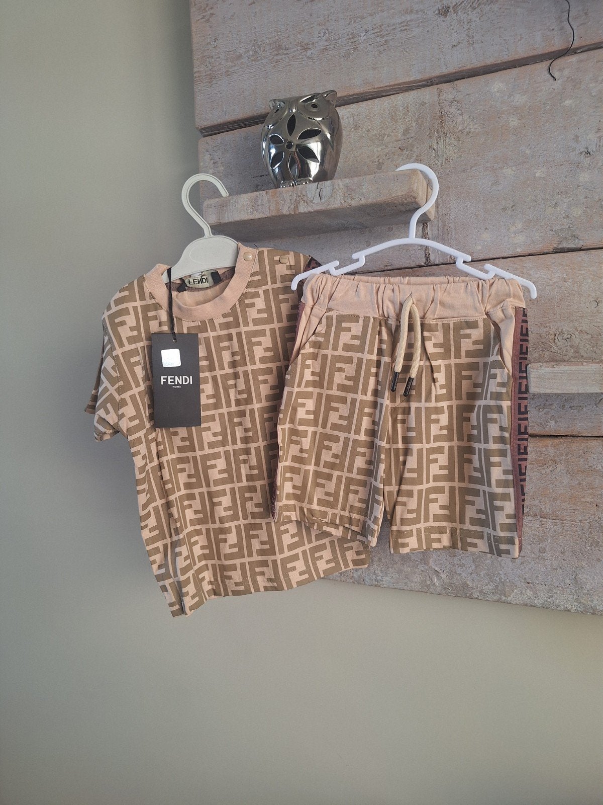 Kinder kleding FENDI jongens & meisjes 2 delig setje, Ophalen of Verzenden, Nieuw