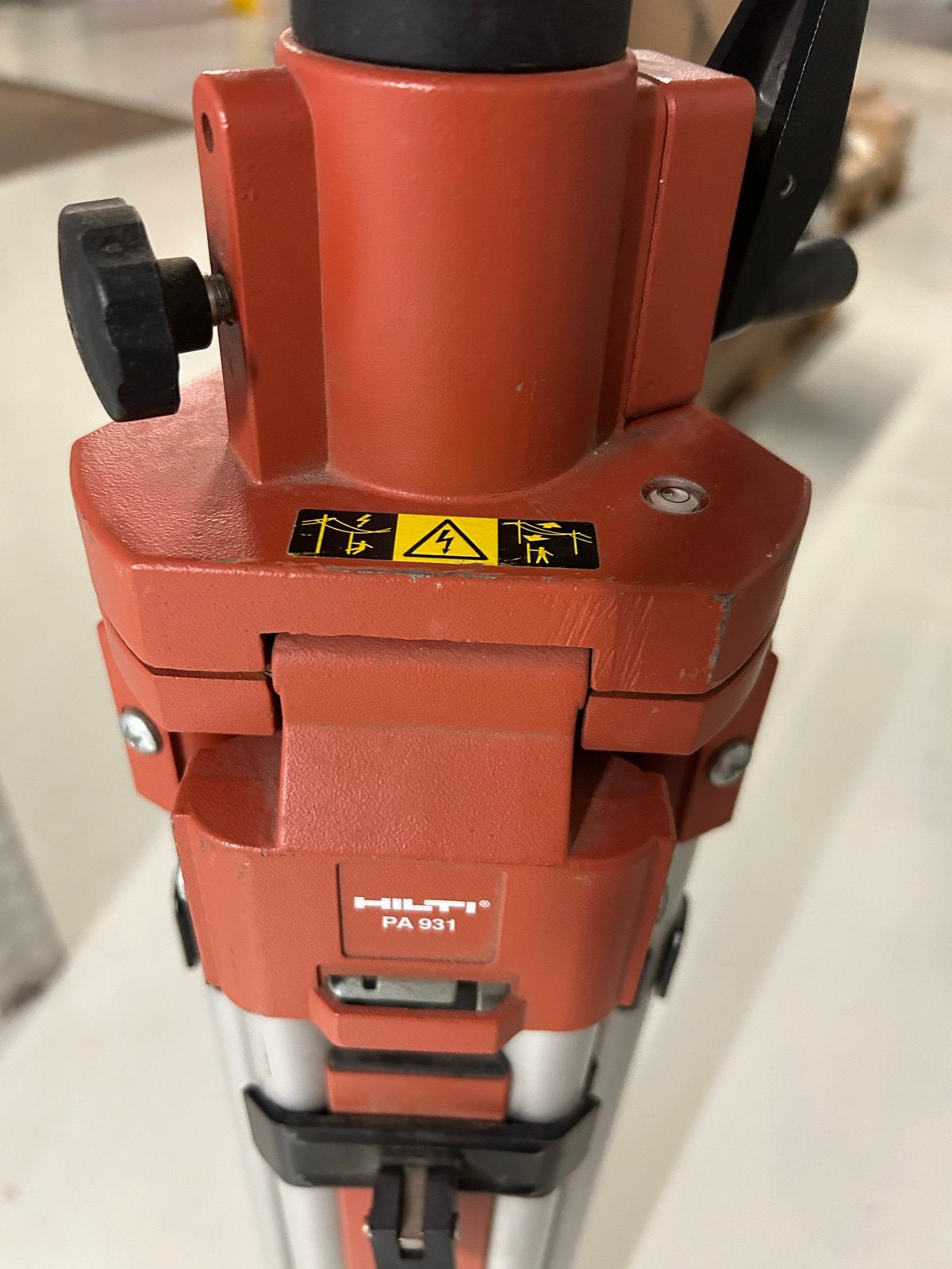 Hilti PA 931 Statief voor Lasers en Meetapparatuur, Doe-het-zelf en Verbouw, Ophalen, Gebruikt, Toebehoren
