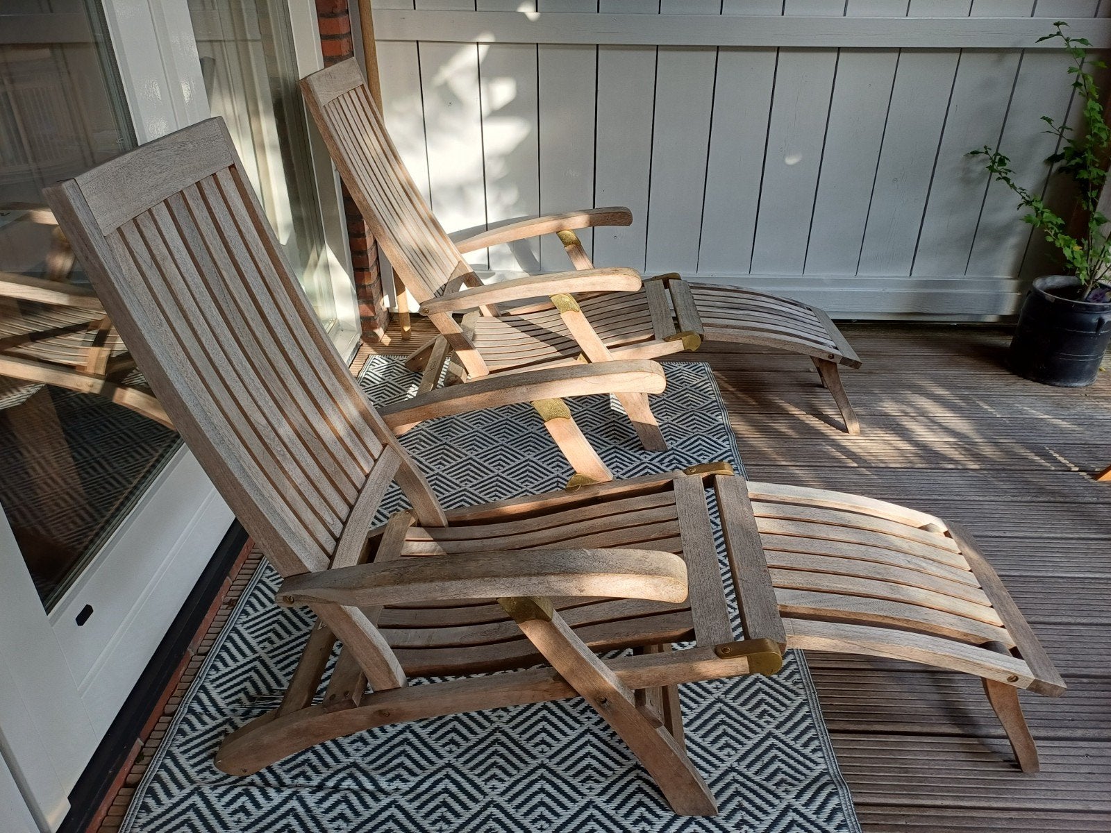 2x teakhouten ligstoelen, Tuin en Terras, Tuinsets en Loungesets, Ophalen, Teakhout