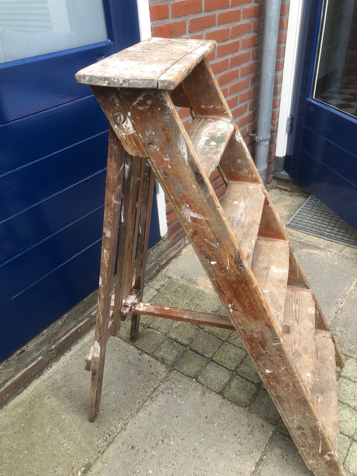 Vintage houten trapje/krukje met 5 treden, Doe-het-zelf en Verbouw, Ladders en Trappen, Ophalen, Gebruikt, Trap, Minder dan 2 meter