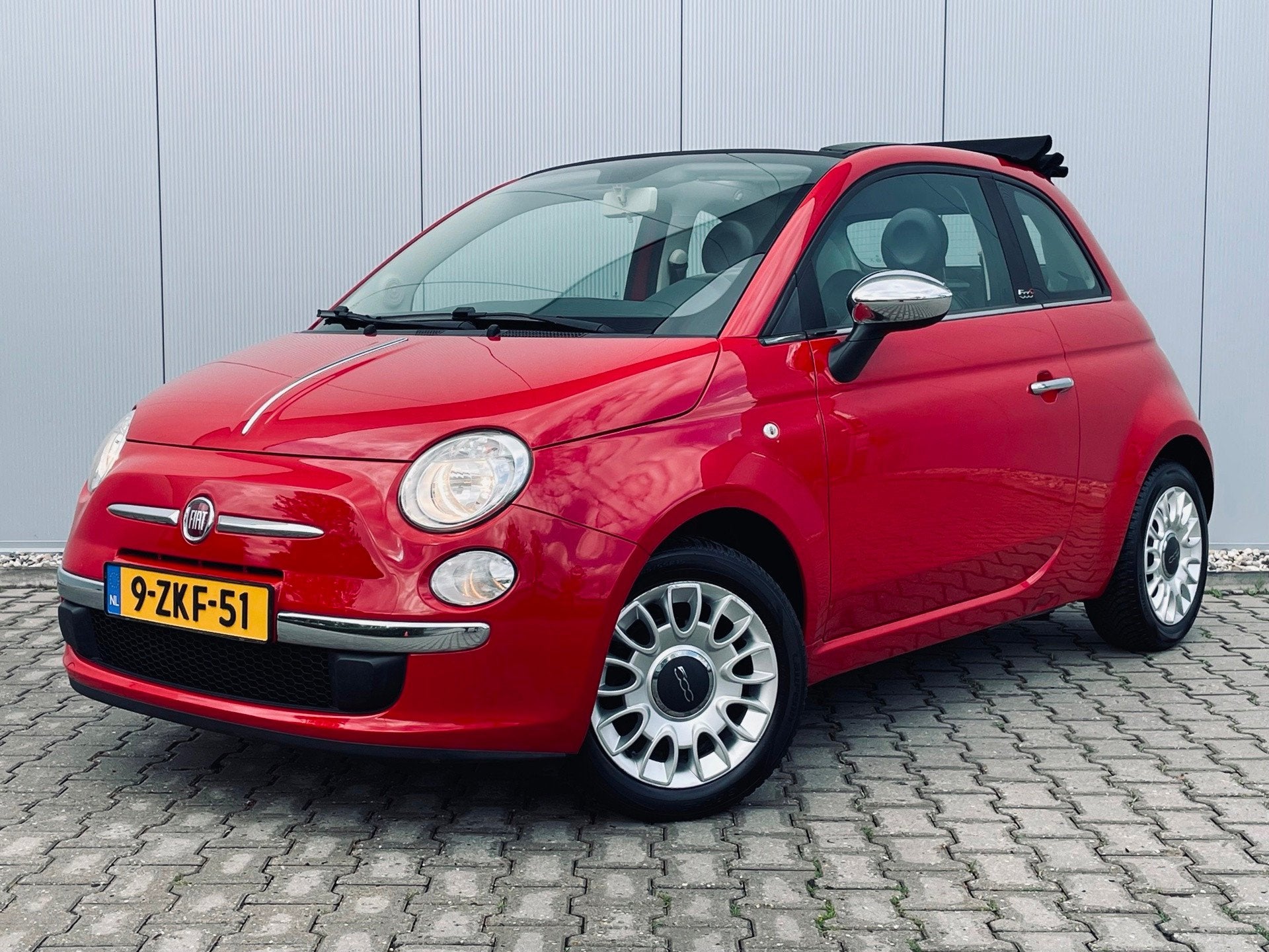 Fiat 500 C 0.9 TwinAir Turbo Lounge, Apple CarPlay, Stof, Gebruikt, Cabriolet, Origineel Nederlands