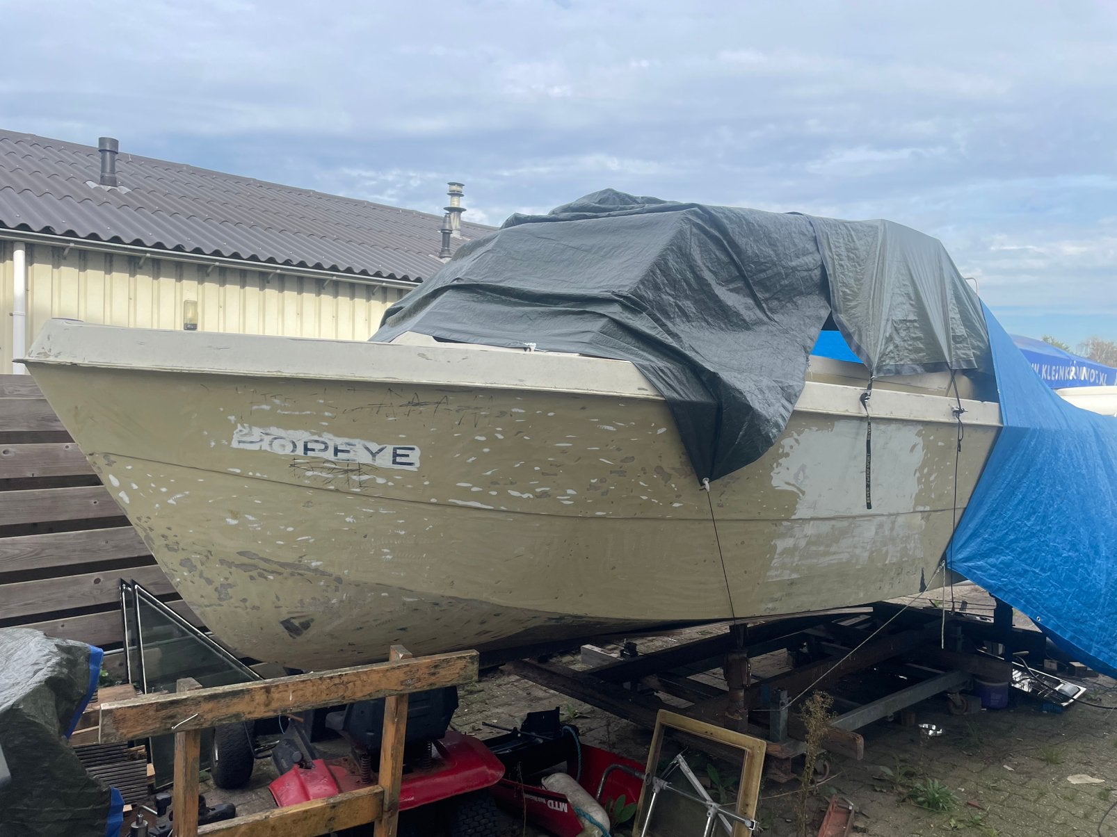 Kajuitboot, Ophalen